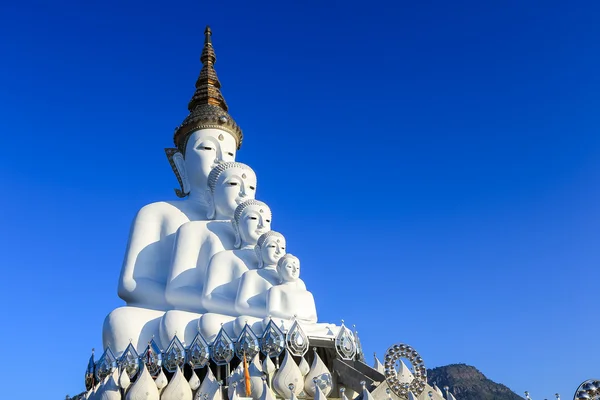 Estátua de cinco buddha — Fotografia de Stock