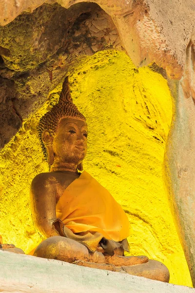 Bouddha sculpture — Photo