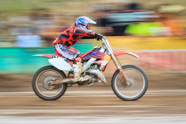 Motocross Kiralama bulanık hareket