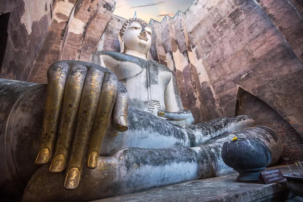 Big buddha statue — Stock Photo, Image