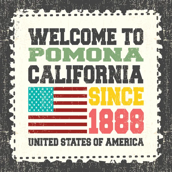 Cartão de convite com texto Bem-vindo a Santa Pomona. Desde 1888 e bandeira americana em grunge postagem toco . — Vetor de Stock