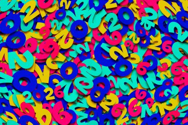 Ünlülerin bir araya gelip 2026 'nın gelişini neşe ve enerjiyle kutladıkları canlı bir parti..