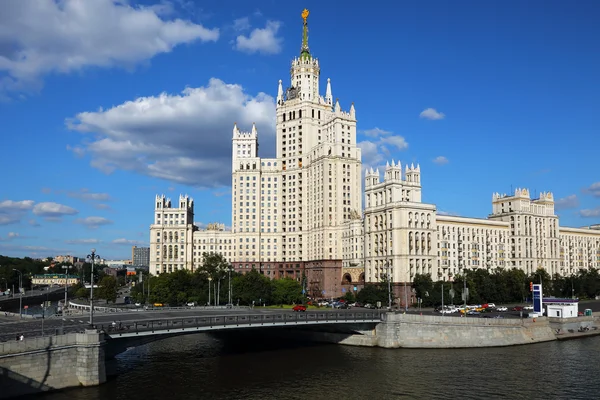Сталинское здание в стиле ампир . Стоковая Картинка