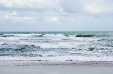 Fırtına deniz bulutlu gökyüzü üzerinde