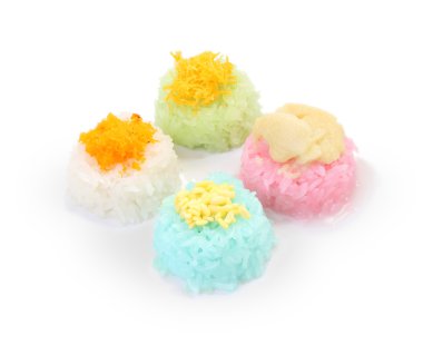 Mavi yapışkan pirinç beyaz zemin üzerinde muhallebi ile birden fazla renk ön.