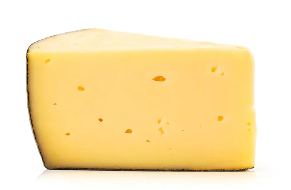 Ένα Κομμάτι Τυρί Ένα Άσπρο Πιάτο Μεμονωμένα — Φωτογραφία Αρχείου