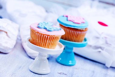 çocuk doğum onuruna cupcakes
