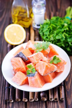 kırmızı somon taze maydanoz ile