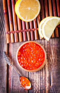 Somon havyar ve limon