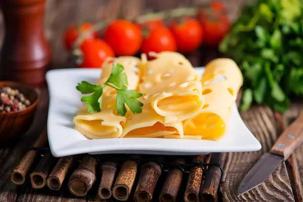 Cheese and cherry tomatoes — Stock Photo, Image