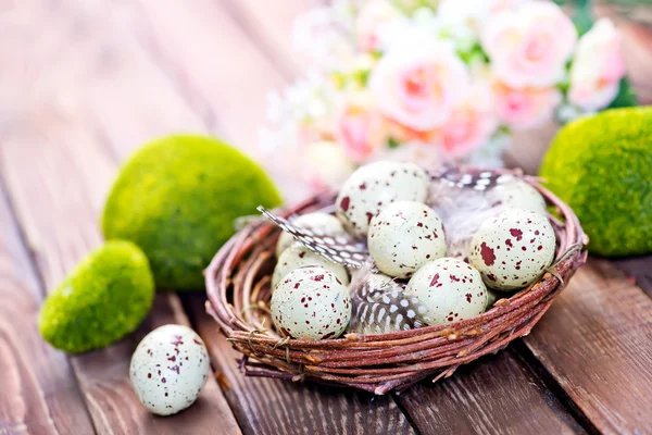 Křepelčí vejce v hnízdě — Stock fotografie