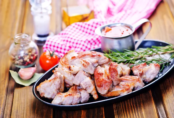 Fried meat on plate — Stock Photo, Image