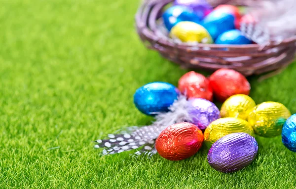 Chocolate eggs in foil — Stock Photo, Image