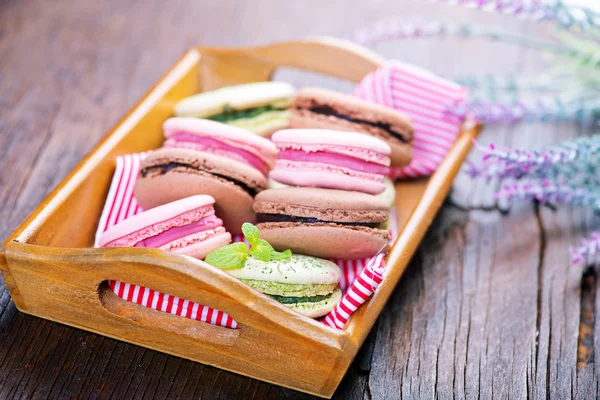 Renk macaroons masada — Stok fotoğraf