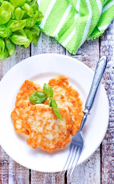 Gebratene Hähnchenschnitzel — Stockfoto