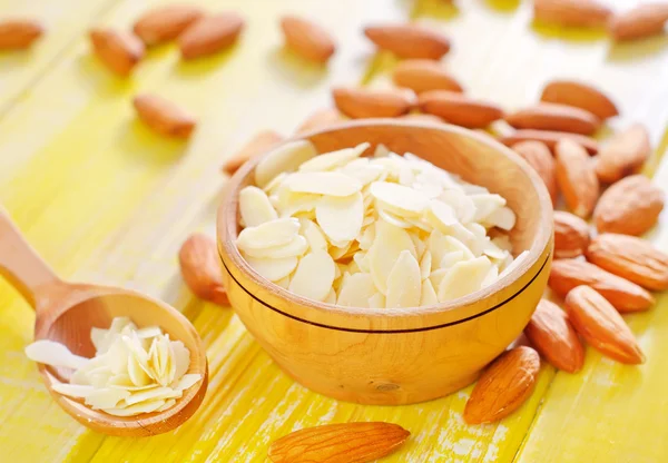 masada lezzetli badem 