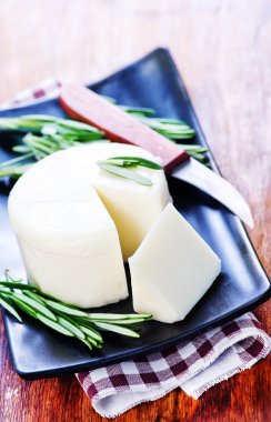 Biberiye plaka ile peynir