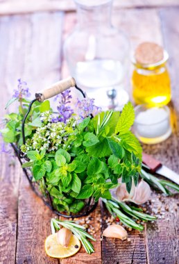 taze bitkisel aroma baharat ile