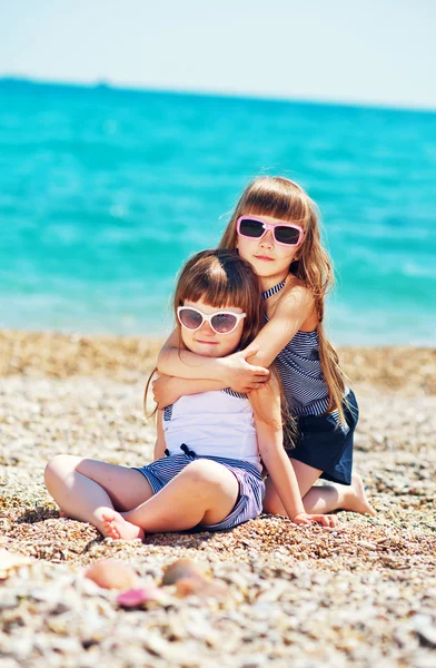 Meninas se divertindo — Fotografia de Stock