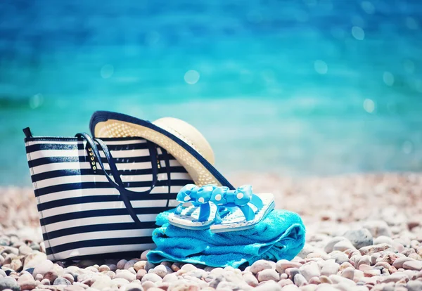 Sommaren bakgrund med blå handduk — Stockfoto