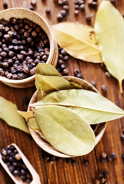 Pimientos negros aromáticos —  Fotos de Stock