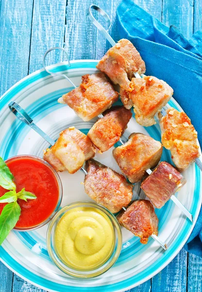 Grilled meat kebabs — Stock Photo, Image