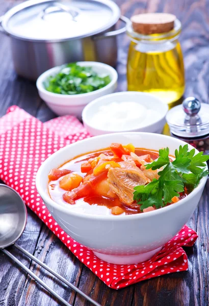 Sopa de tomate en un tazón — Foto de Stock