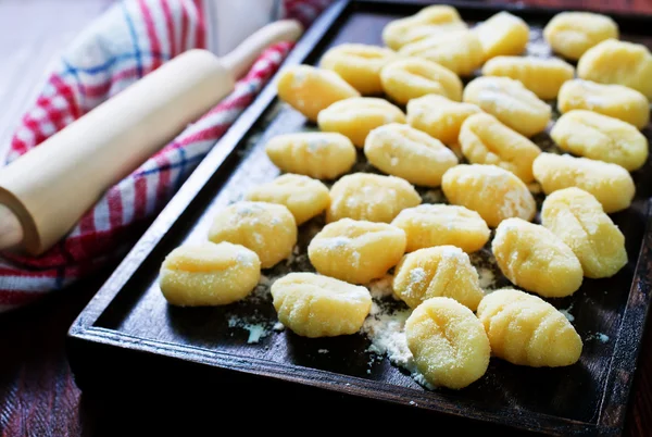 Nhoque de batatas cruas — Fotografia de Stock