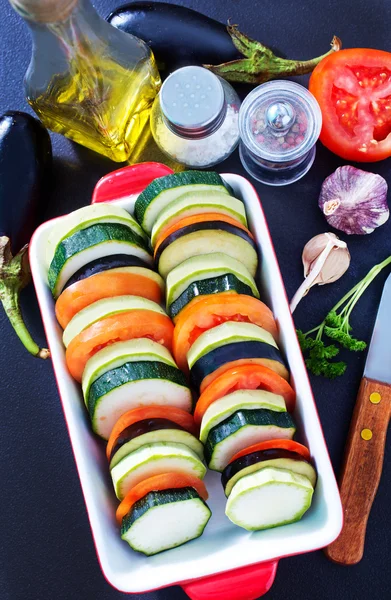 Rå grøntsager til ratatouille - Stock-foto