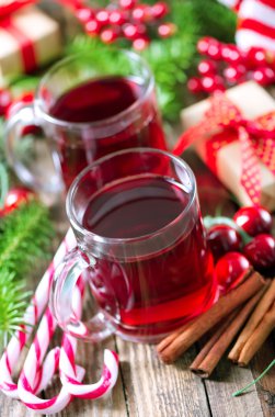 Noel gözlük içecekler