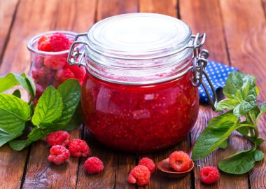 taze Ahududu ve reçel 