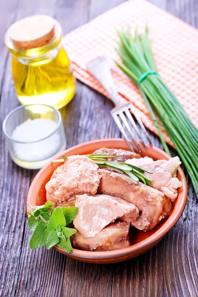 Bacalao de hígado en tazón — Foto de Stock