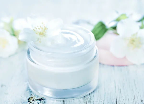 White body cream — Stock Photo, Image
