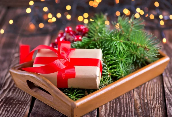 Gift box with red bow — Stock Photo, Image