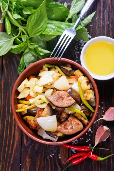 Fried vegetables in bowl — Stock Photo, Image