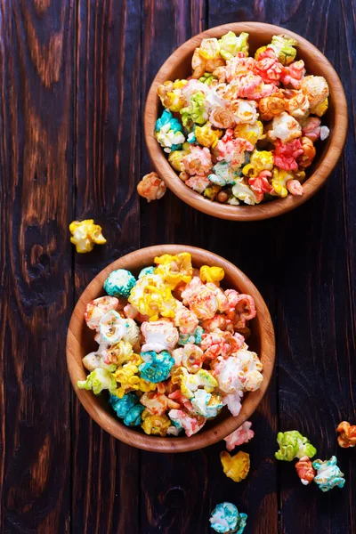 Tazones de palomitas de colores — Foto de Stock