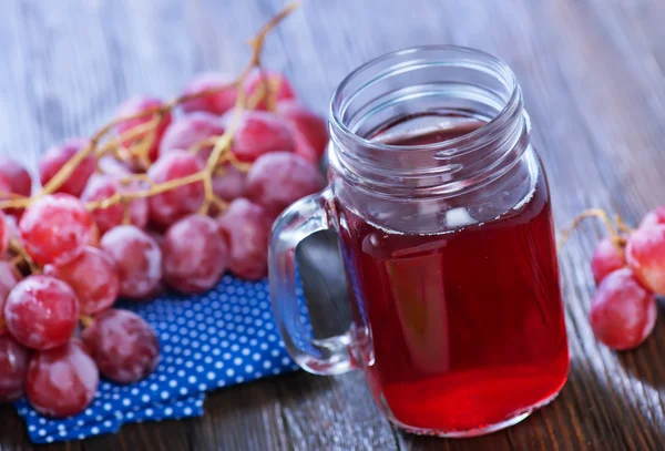 Verre de jus de raisin — Photo