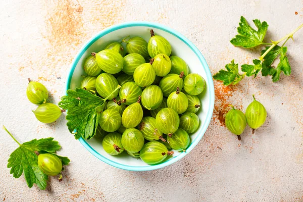 Ripe Green Gooseberry Berry Plate Bowl — Stock Photo, Image