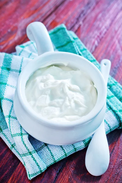 Fresh yogurt — Stock Photo, Image