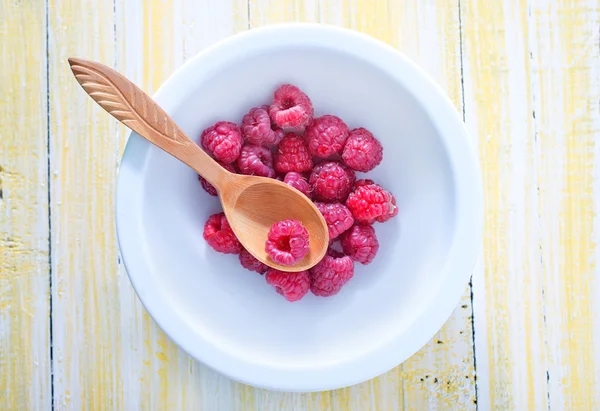 Ripe raspberry — Stock Photo, Image