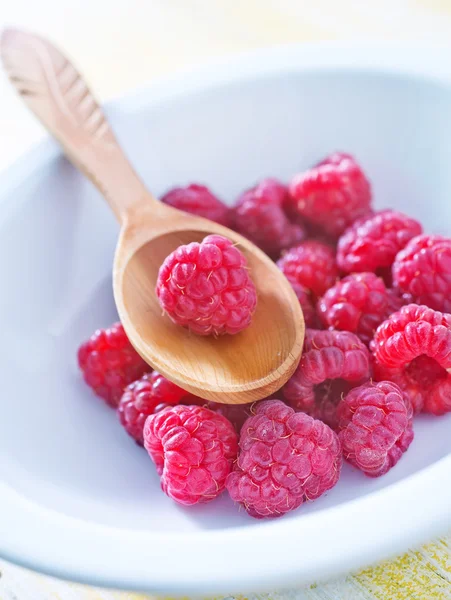 Ripe raspberry — Stock Photo, Image