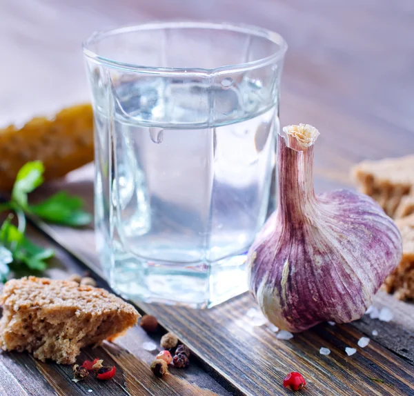 Vodka med gurka — Stockfoto