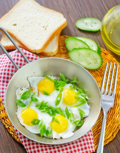 Fried eggs — Stock Photo, Image