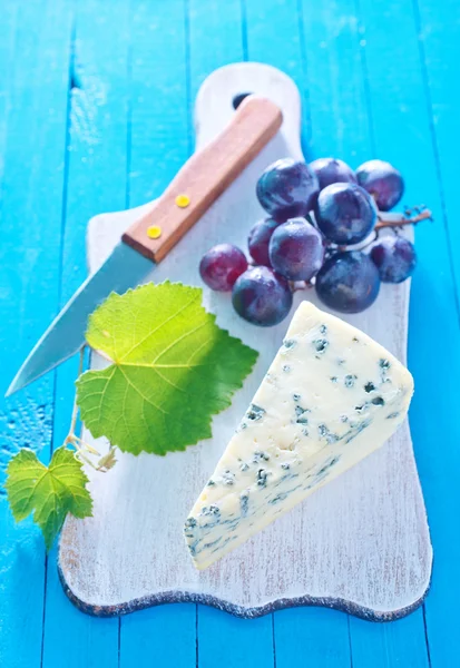 Üzüm ile peynir — Stok fotoğraf