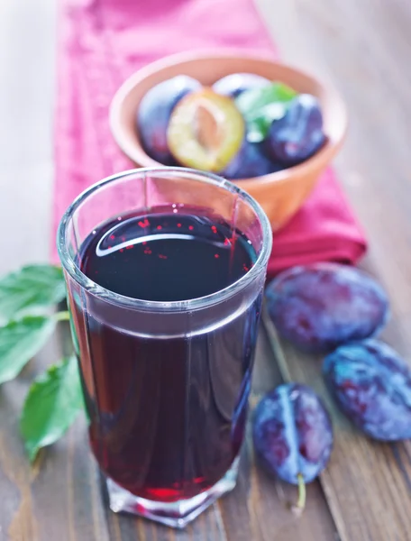 Plum juice — Stock Photo, Image