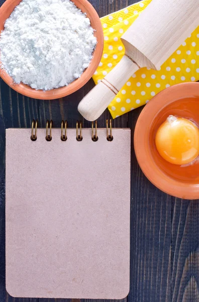 Ingredients for dough — Stock Photo, Image