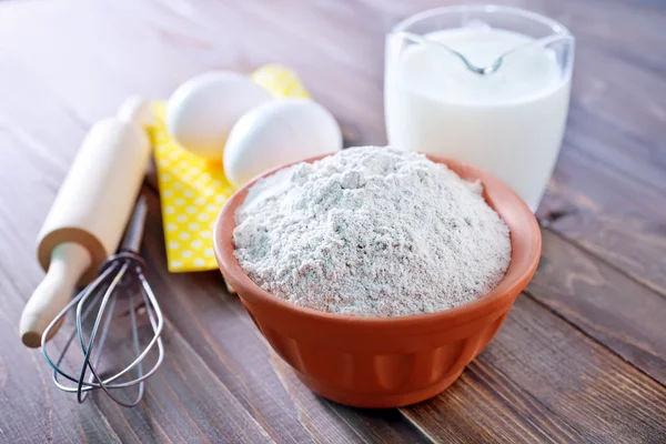 Ingredients for dough — Stock Photo, Image