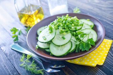 salatalık salatası
