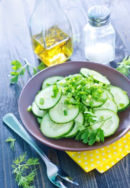 salatalık salatası