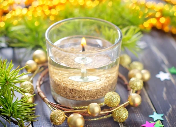 Decoraciones de velas y navidad — Foto de Stock